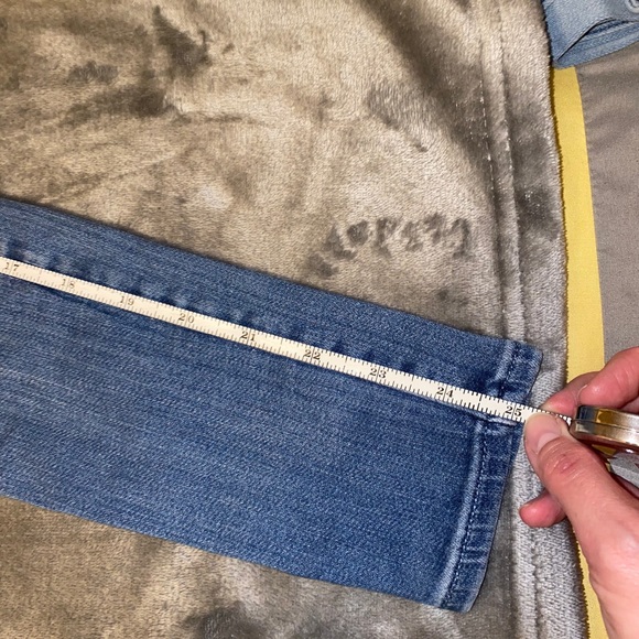 SALE! HOLLISTER-Low Rise Jean Legging-LIKE NEW! - Picture 7 of 7